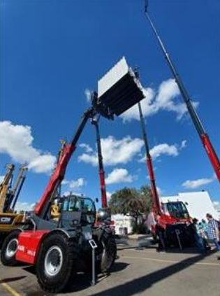 Magni 167 foot telehandler image