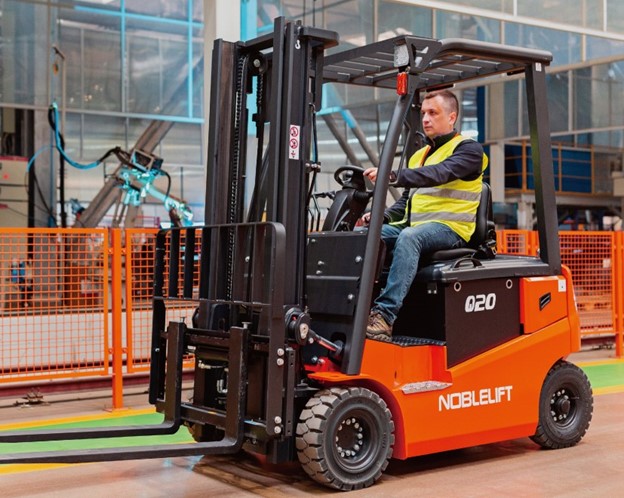 Noblelift-Q-Series-LITHIUM-IRON-Forklift image