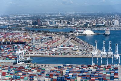 Port of Long Beach cranes image