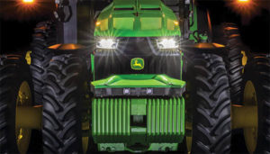 Deere unveils autonomous tractor image