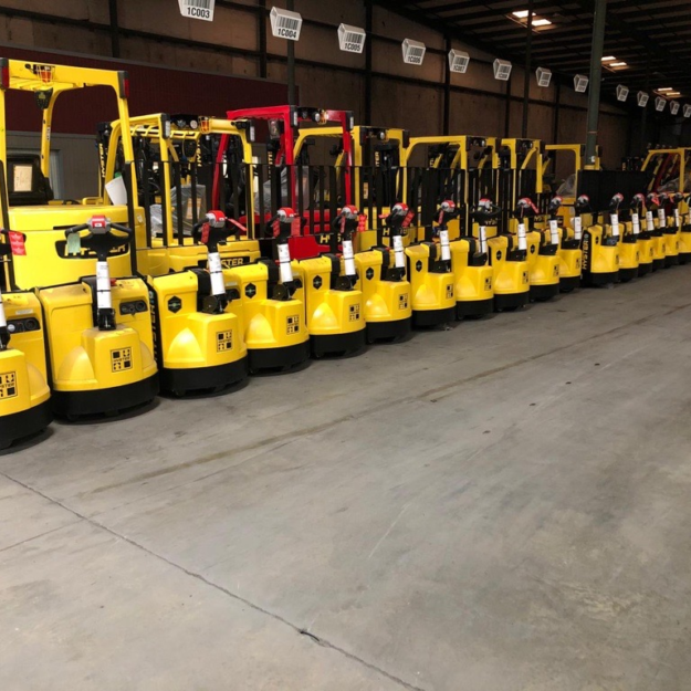 Hyster-Pallet-Jacks image