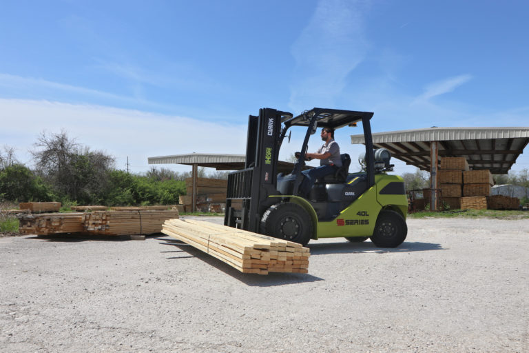 S40-60 IC Pneumatic forklift