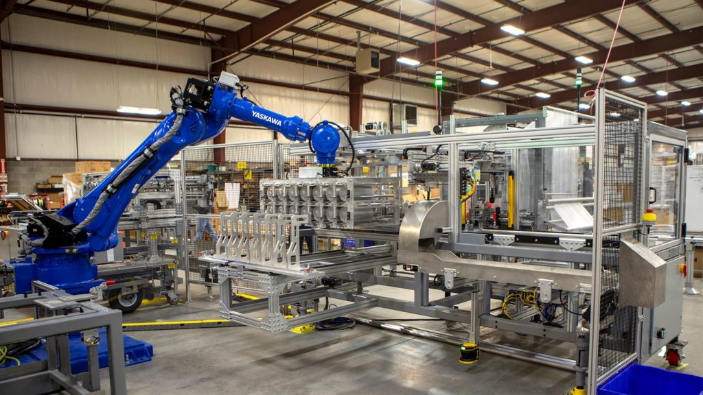 Mantis™ Robotic Trim Press Handler