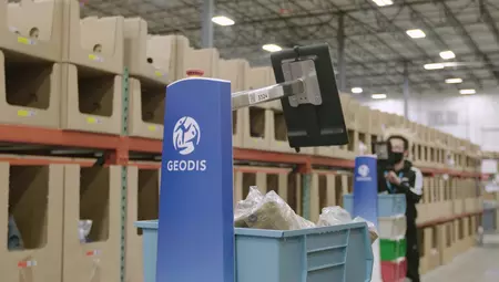 Locusbots in a GEODIS warehouse image