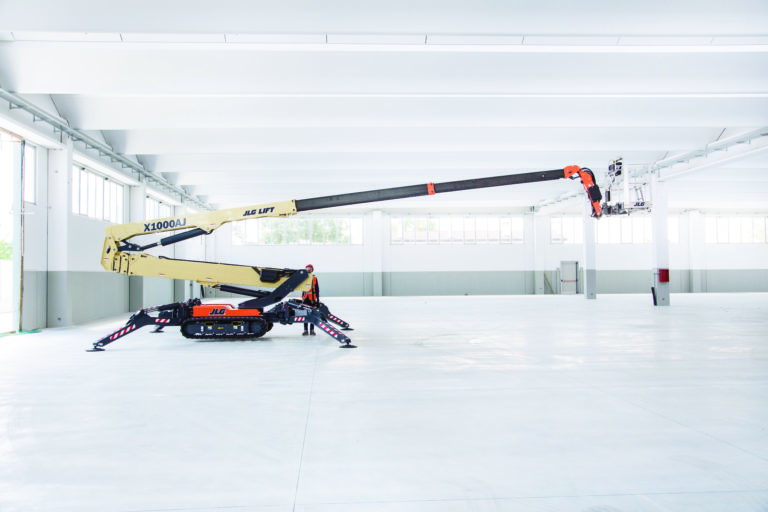 JLG X1000AJ Compact Crawler Boom Lift image