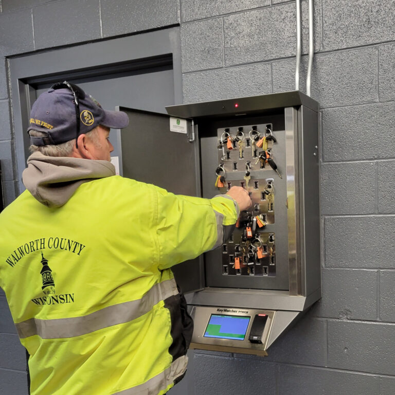 Walworth County Employee Using a KeyWatcher Touch