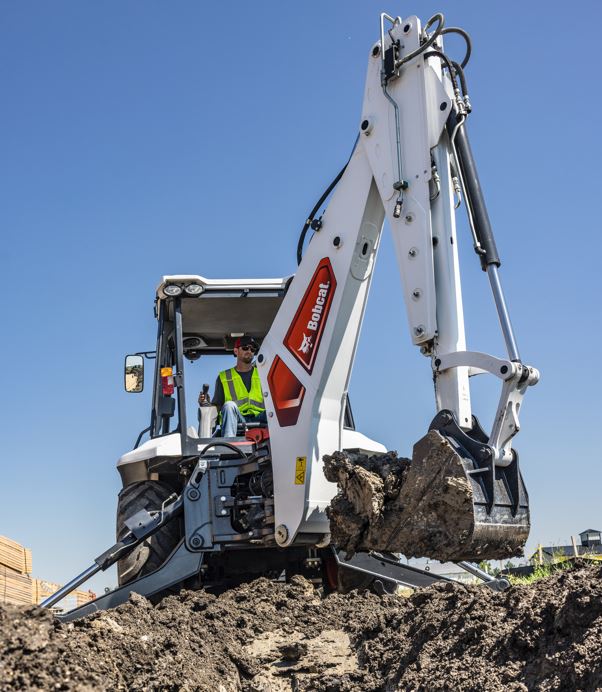 Bobcat B 760 Backhoe image 1